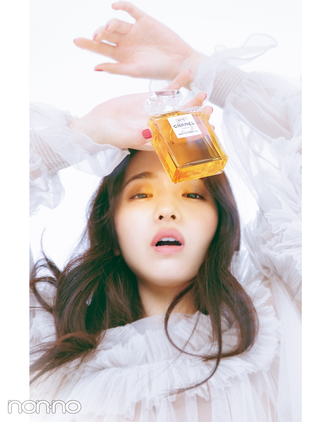 シャネル N°5】100周年の今だけ！ ボトルにラッキーナンバーの「5」を