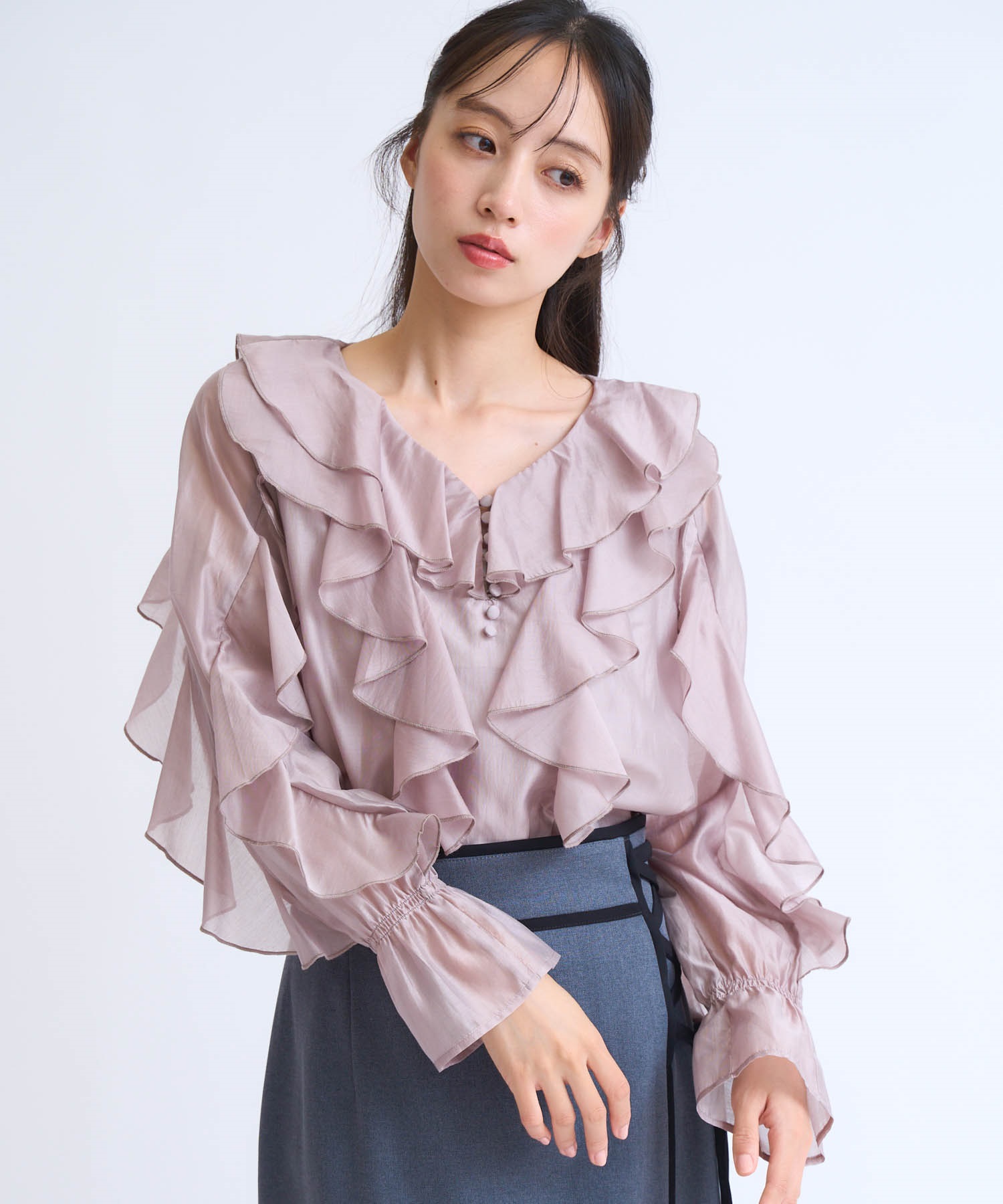 ラッフルフリルブラウス | シャツ・ブラウス | NOELA OFFICIAL WEB STORE
