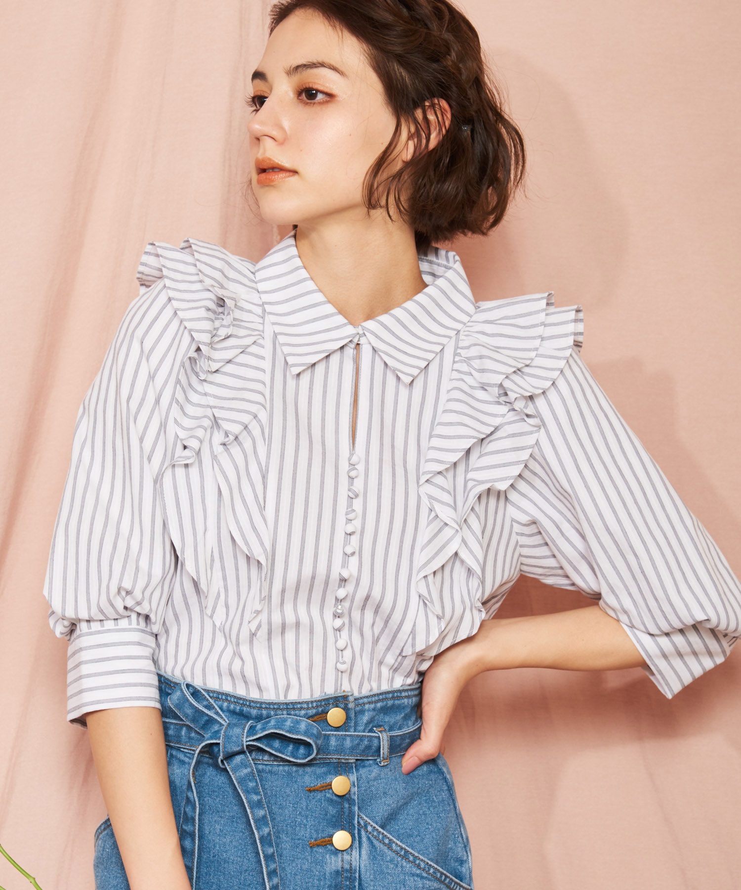 ボリュームフリルブラウス | シャツ・ブラウス | NOELA OFFICIAL WEB STORE