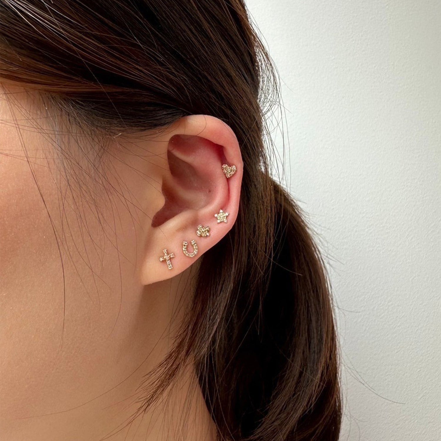 SAORIさんご着用【Tiny Motif】K10ダイヤモンドシューピアス（0.02ct