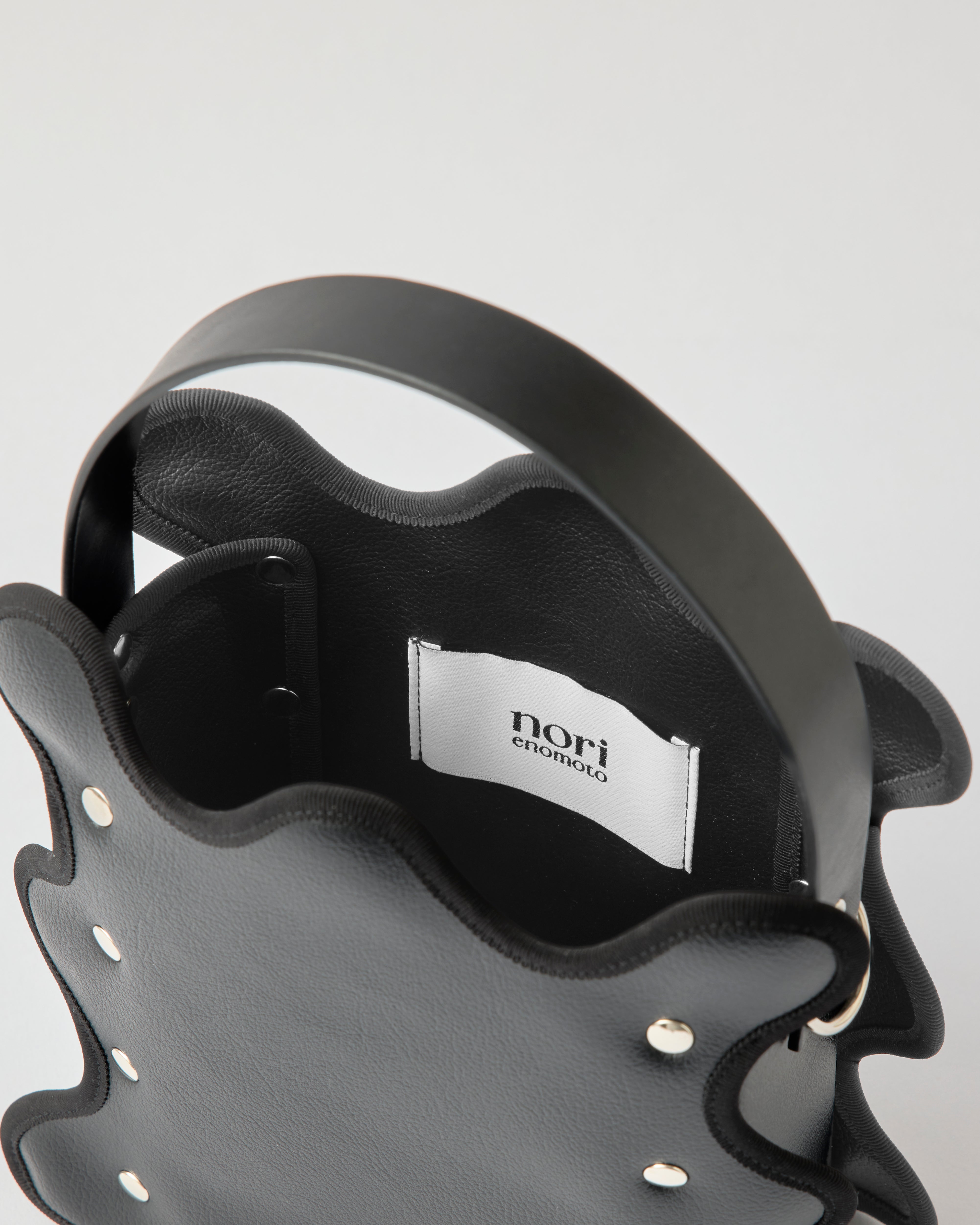 mardi matin / black – nori enomoto