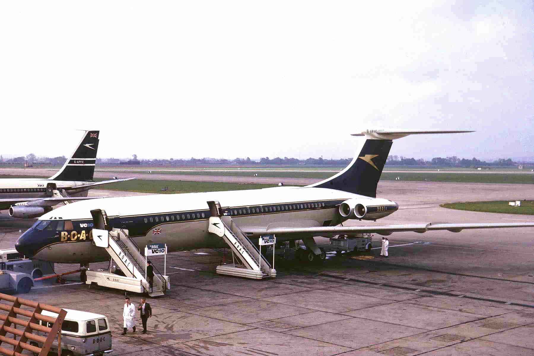 英連邦を結ぶ「大英帝国路線」を飛んだリアエンジン旅客機
