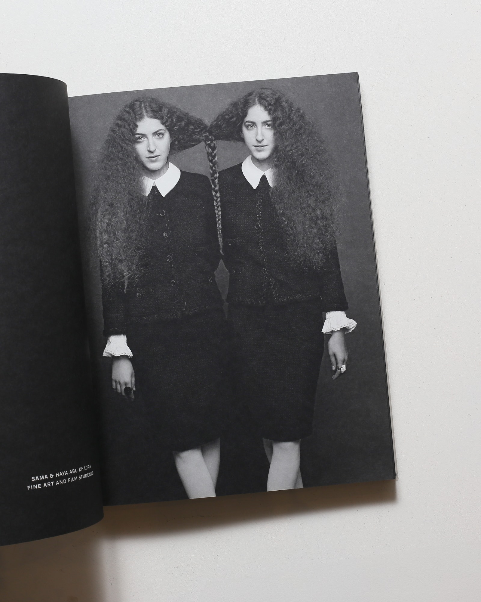 The Little Black Jacket: Chanel's Classic Revisited 新増補版