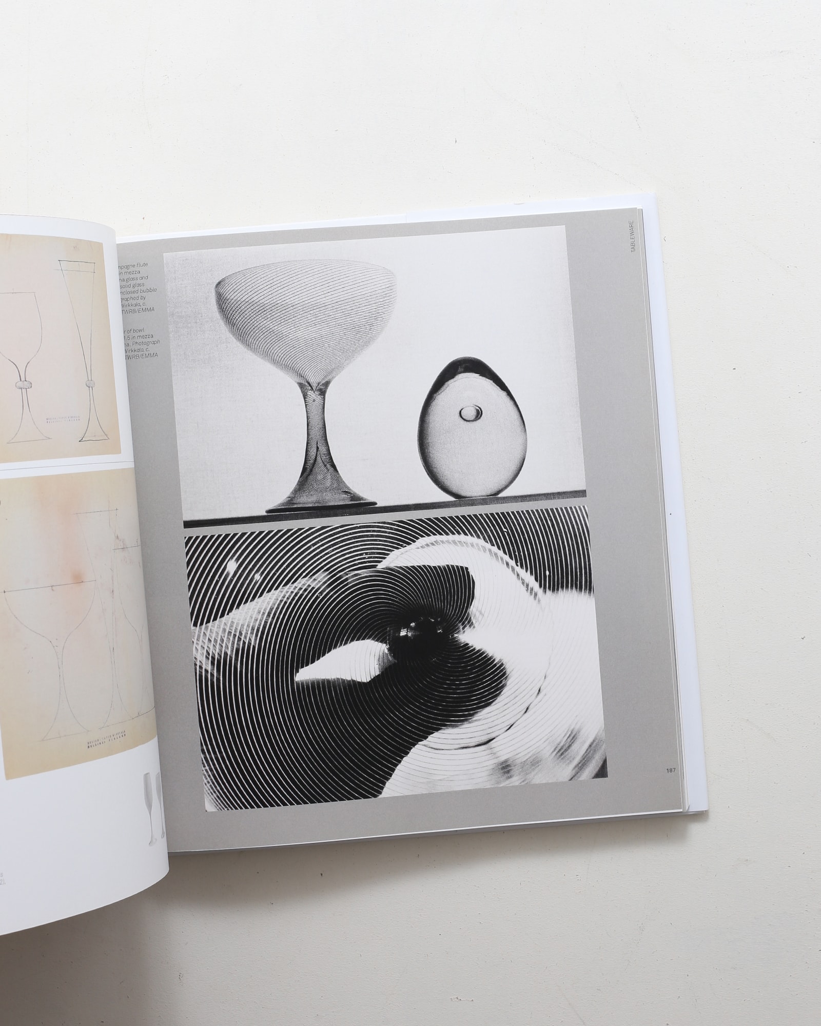 Tàpies Victoria Combalía フランス語カタログゾネ Tàpies Victoria