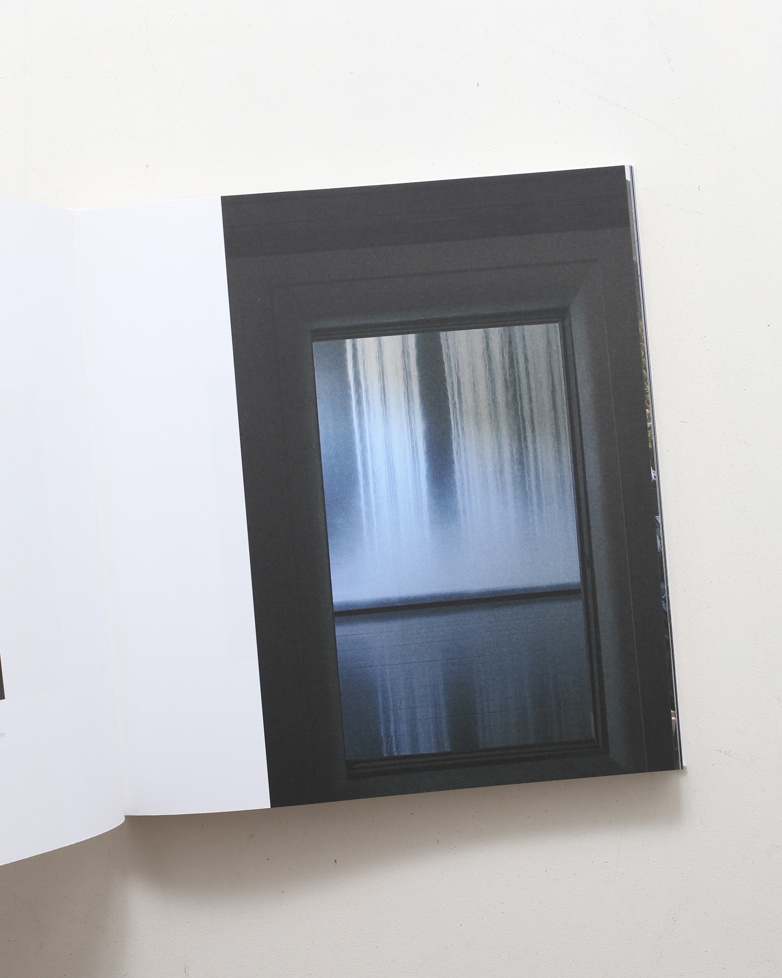 Naoshima Nature, Art, Architecture | Naoya Hatakeyama、Osamu