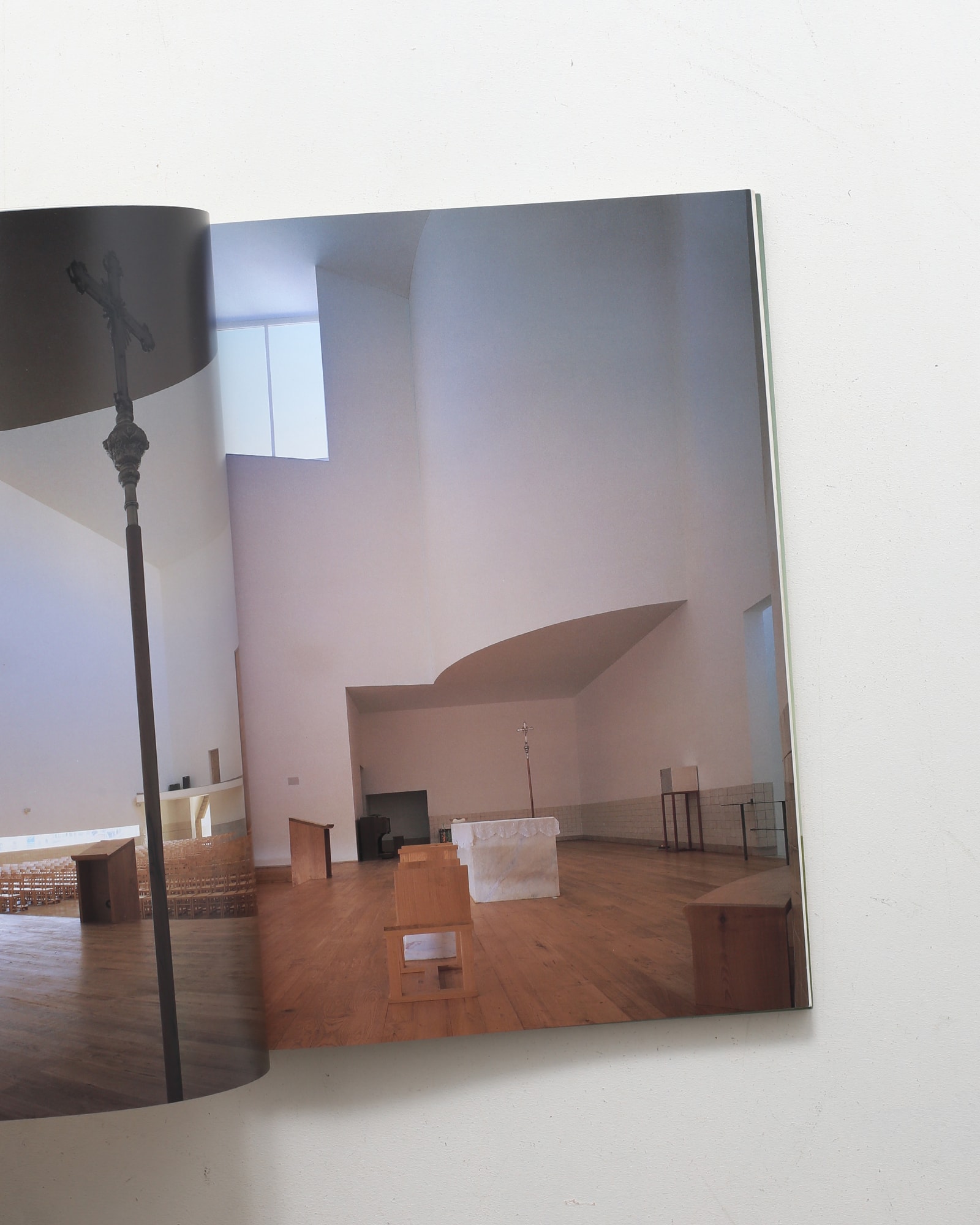 建築文化 1997年5月号 アルヴァロ・シザ ドローイングの思考 | nostos