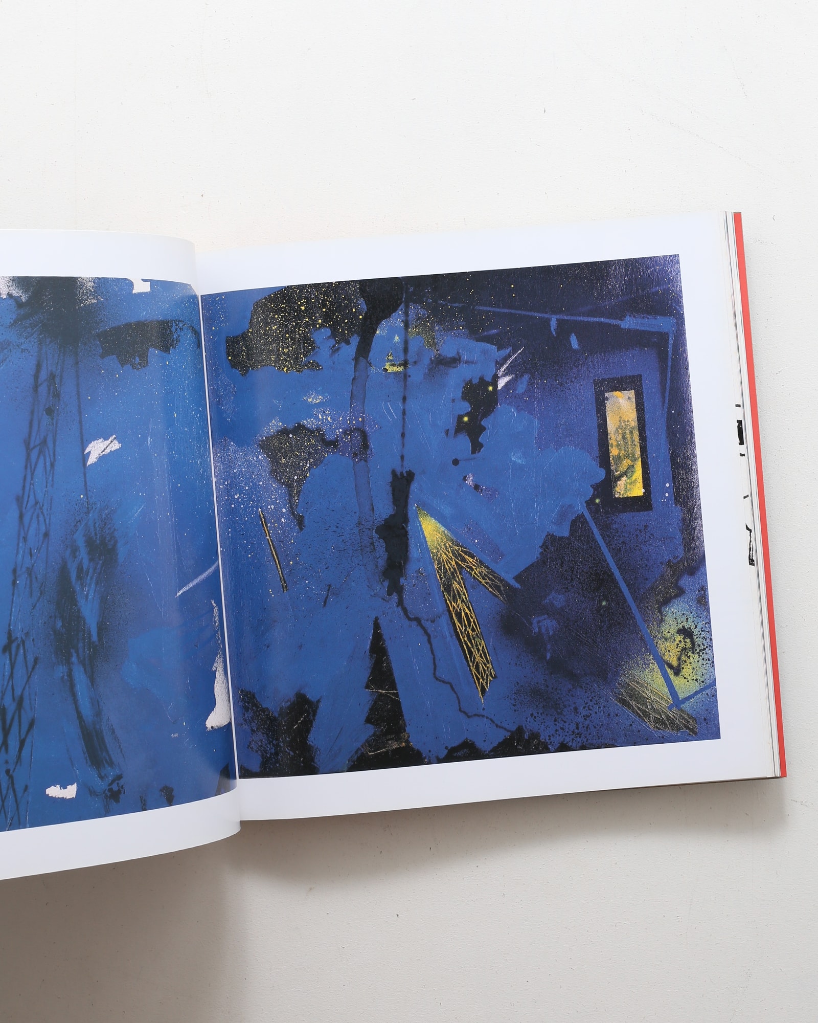 Futura | nostos books ノストスブックス