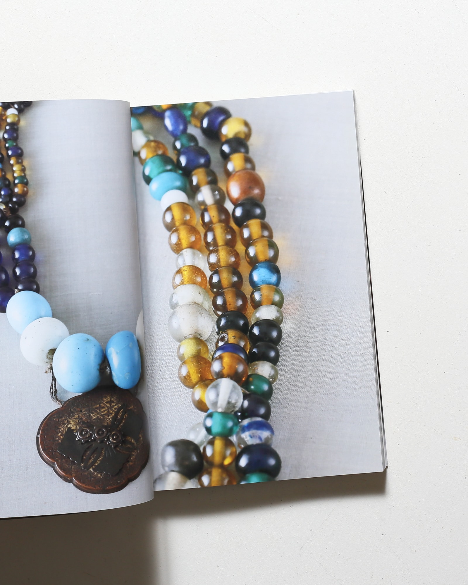 アイヌの美しき手仕事 柳宗悦と芹沢銈介のコレクションから | nostos