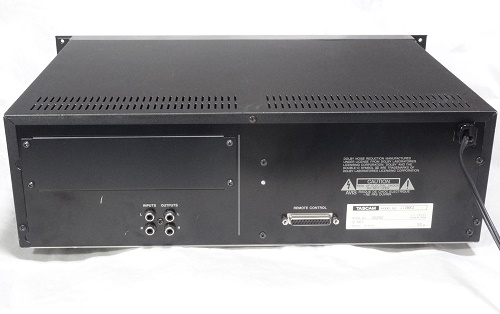 音響機器 ＞ カセットデッキ ＞ TASCAM 112MKII 業務用2ヘッドカセット