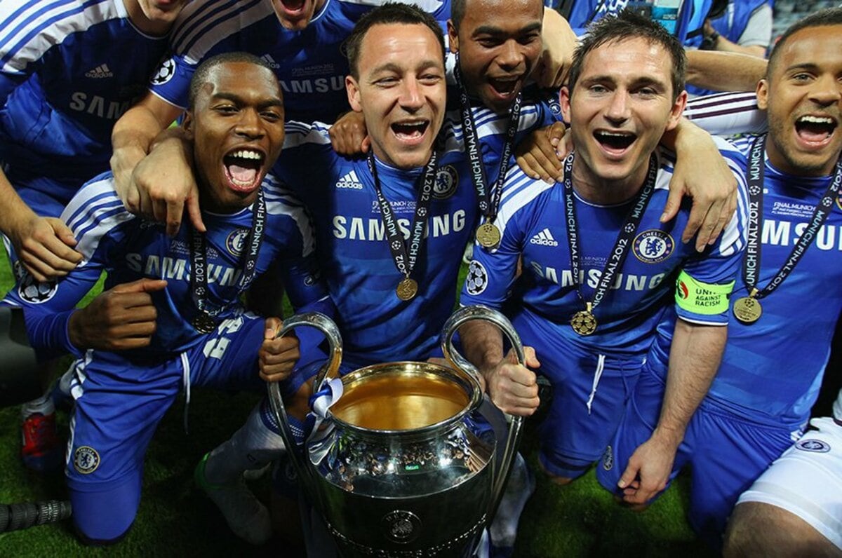 不倫騒動、相手ファンを尻で挑発!?チェルシー退団テリーの5大逸話。（2