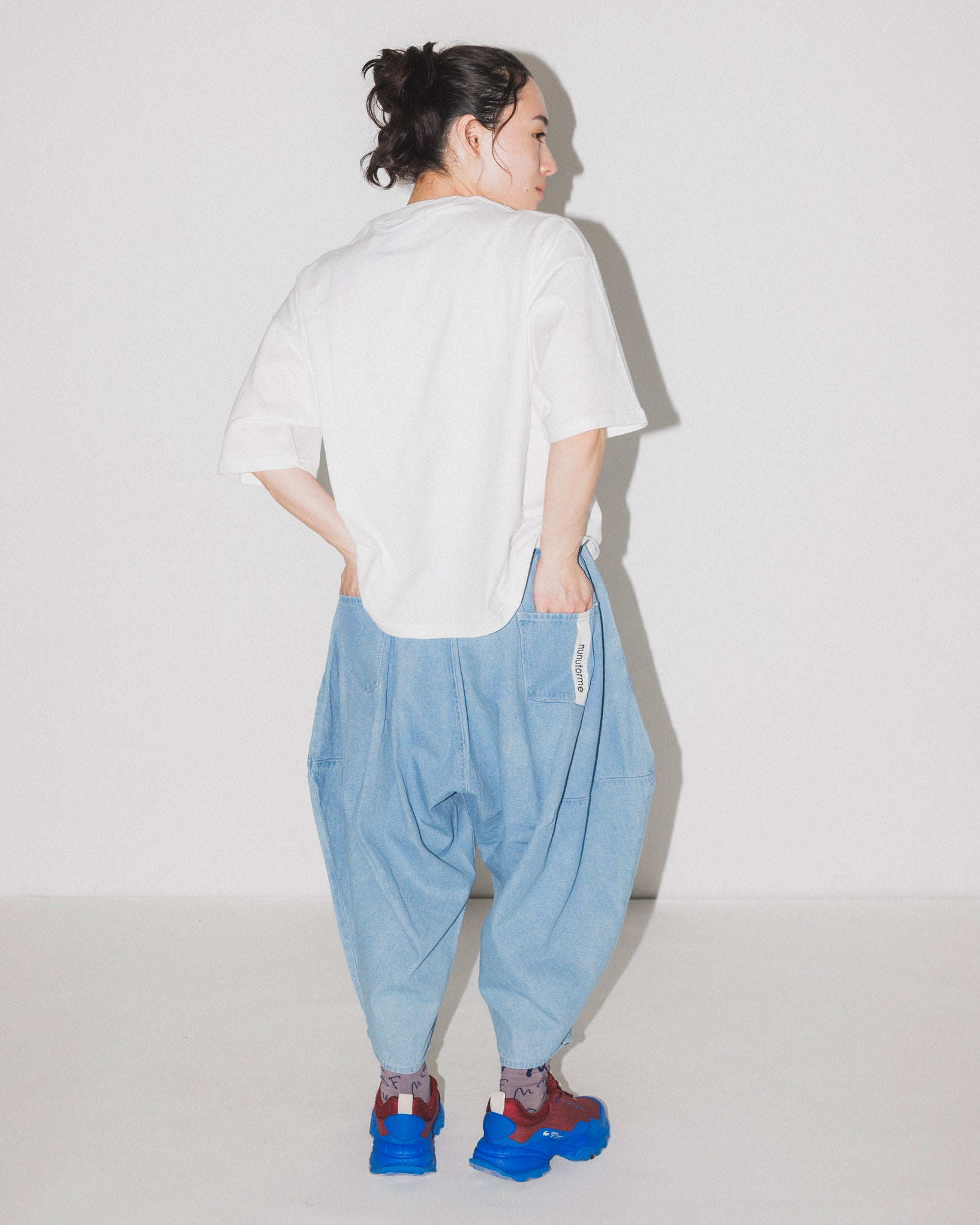 ヌヌフォルム　nunuforme ポインテッドデニムパンツ　155cm nunuforme ヌヌフォルム 白黒デニムポインテッドデニムパンツ