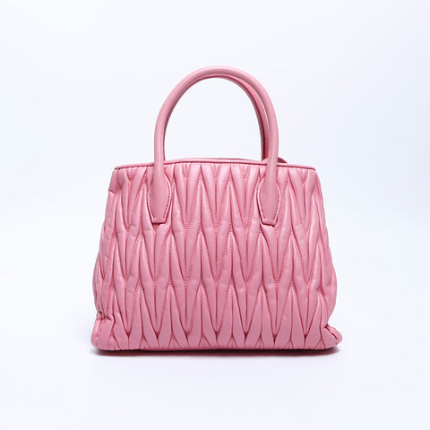 ミュウ ミュウ Miu Miu 2way マトラッセ ショルダーバッグ ピンク