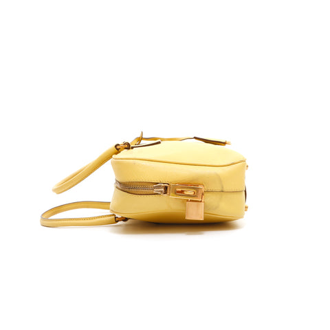 プラダ PRADA レザー ミニ ハンドバッグ イエロー P14303 – NUIR VINTAGE