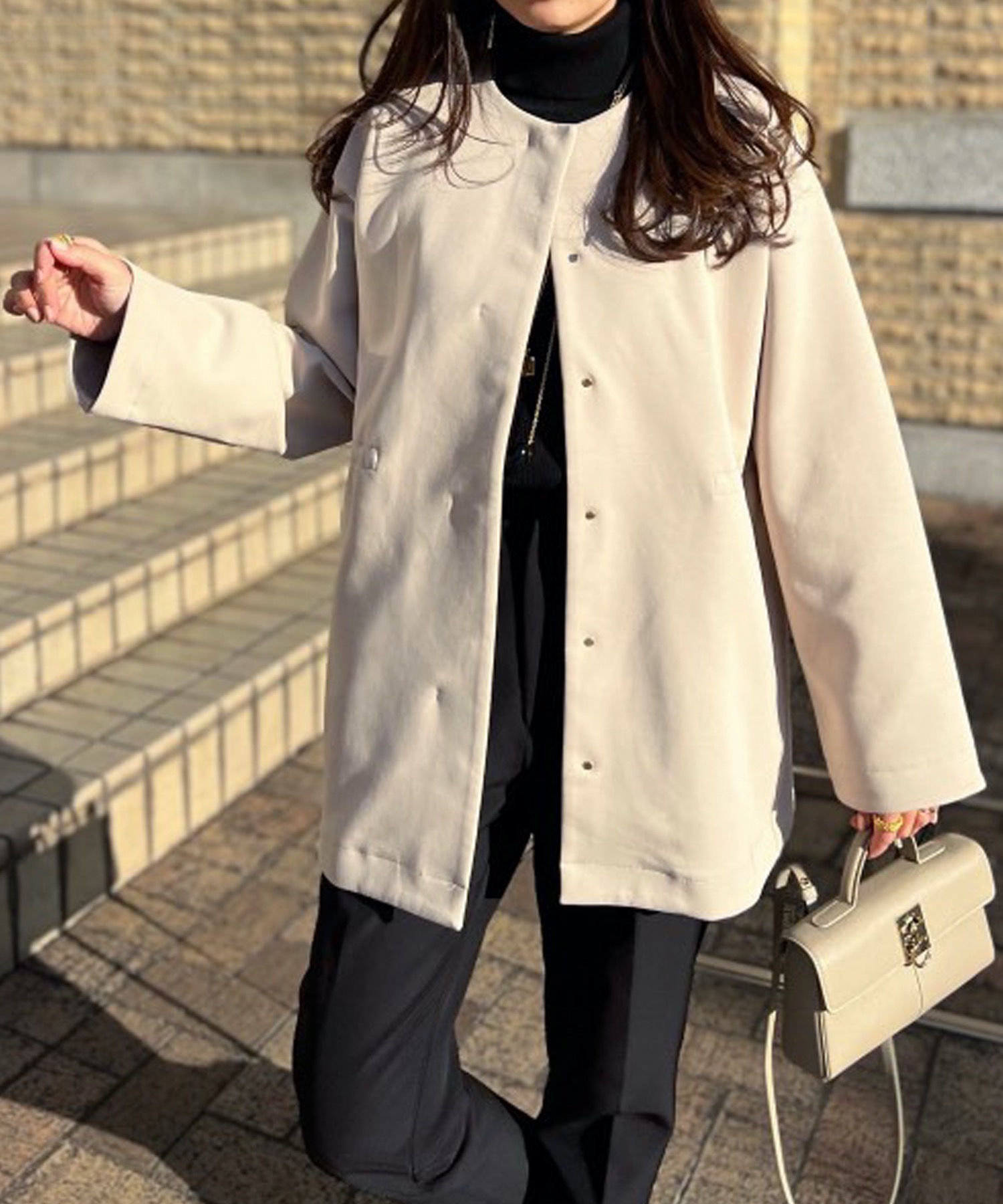 オケージョンにも◎】ダンボールノーカラーミドルコート Emma Taylor