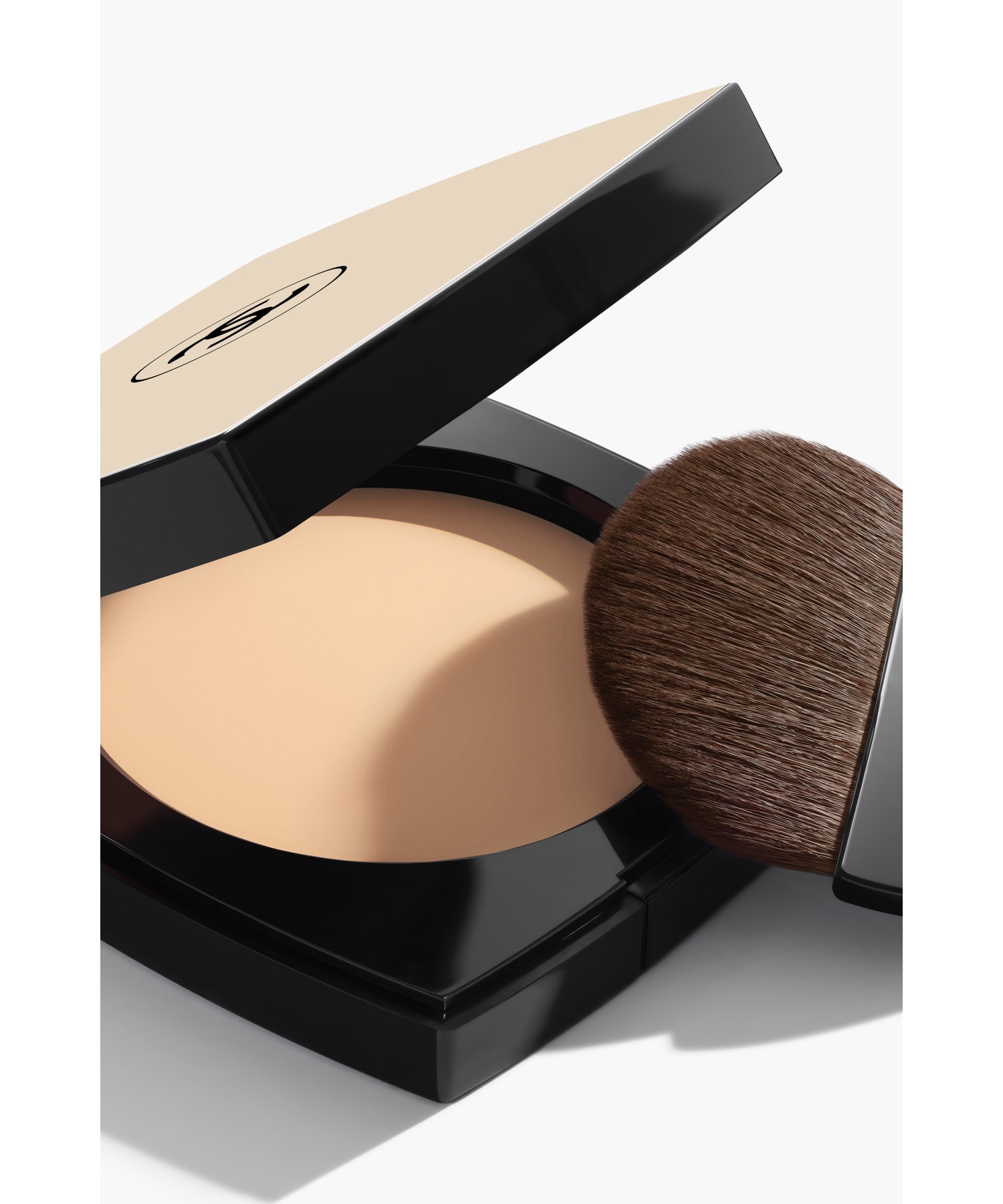 レ ベージュ ヘルシー グロウ パウダー フェイス パウダー（フェイス