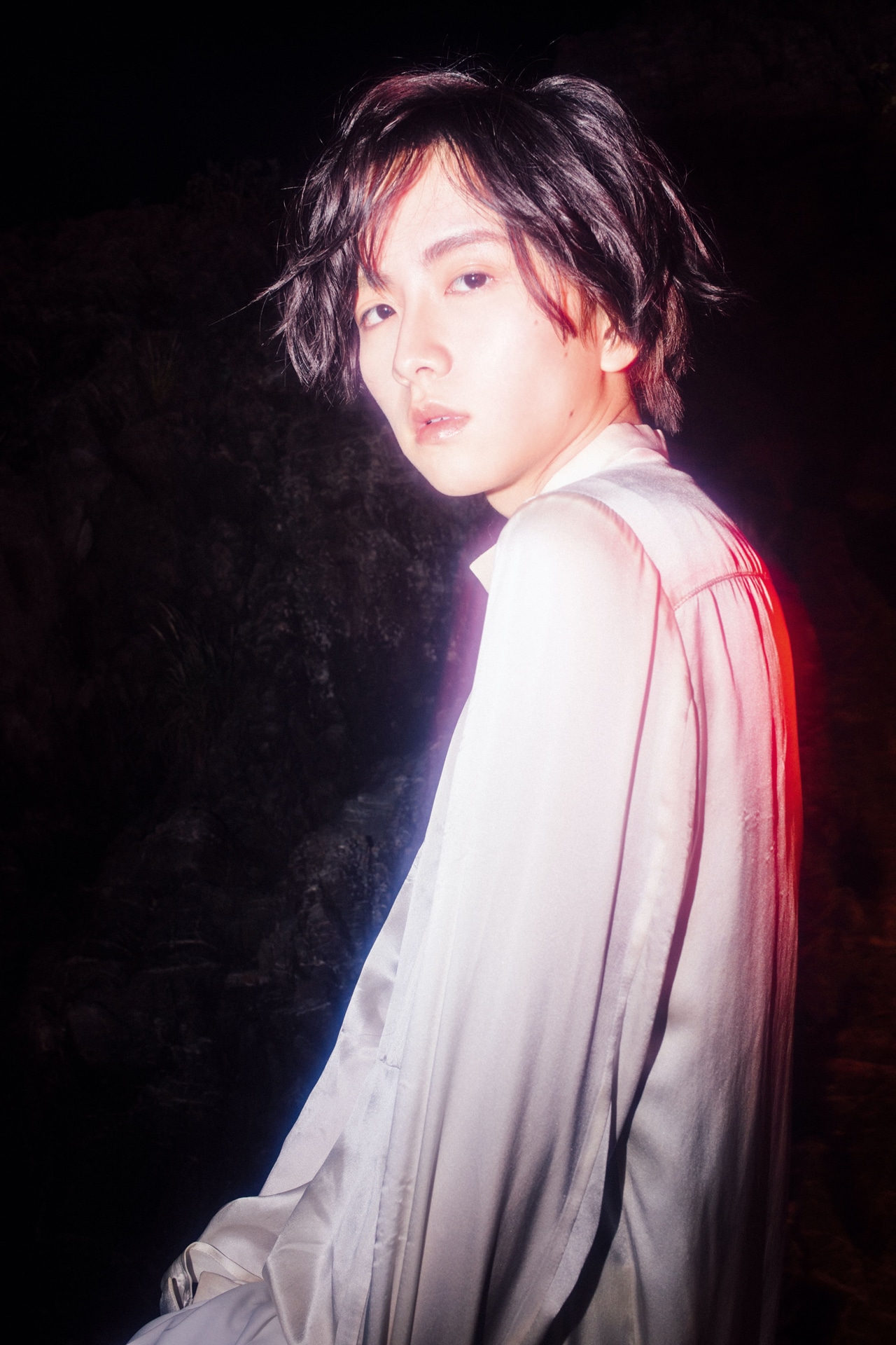 市原隼人が撮影した「板垣李光人1st写真集『Rihito 18』」Loppi・HMV