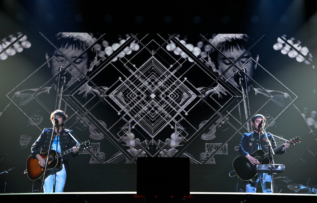 ゆず「YUZU ARENA TOUR 2014 新世界 追加公演」神奈川・横浜アリーナ