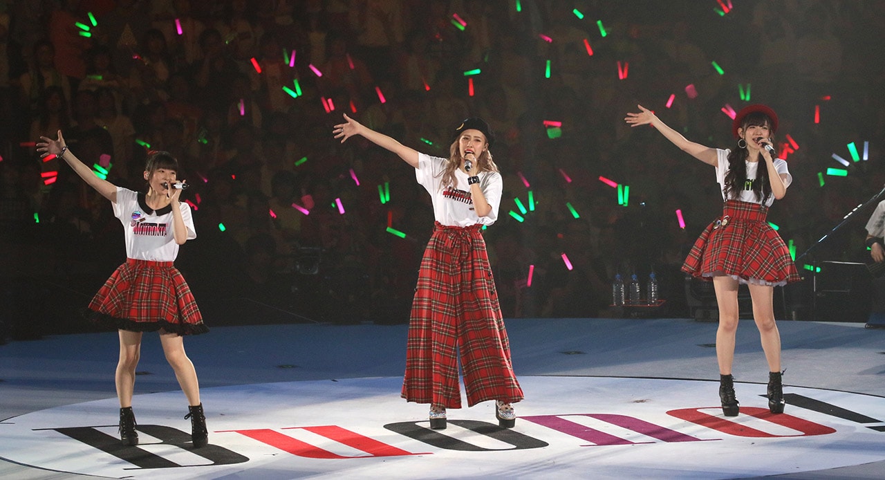 素敵な10年間をありがとう」Buono!、超満員の横浜アリーナで飾った