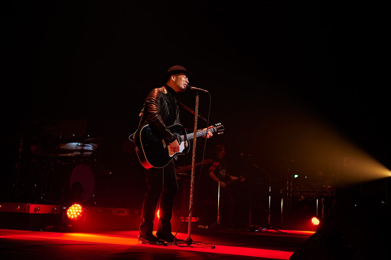 清木場俊介、EXILE時代の曲も披露した「WHITE ROCK」東京公演（ライブ