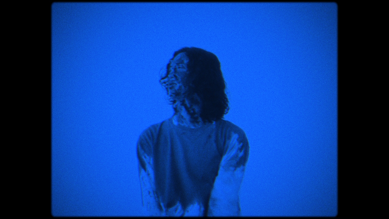 キタニタツヤ「青のすみか（Acoustic ver.）」“リミックスMV”で楽曲を