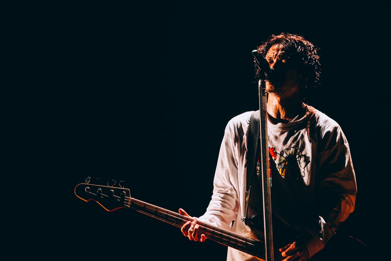 Creepy Nuts×WANIMAジャンルの壁超えた熱い一夜、コラボでR-指定が愛の