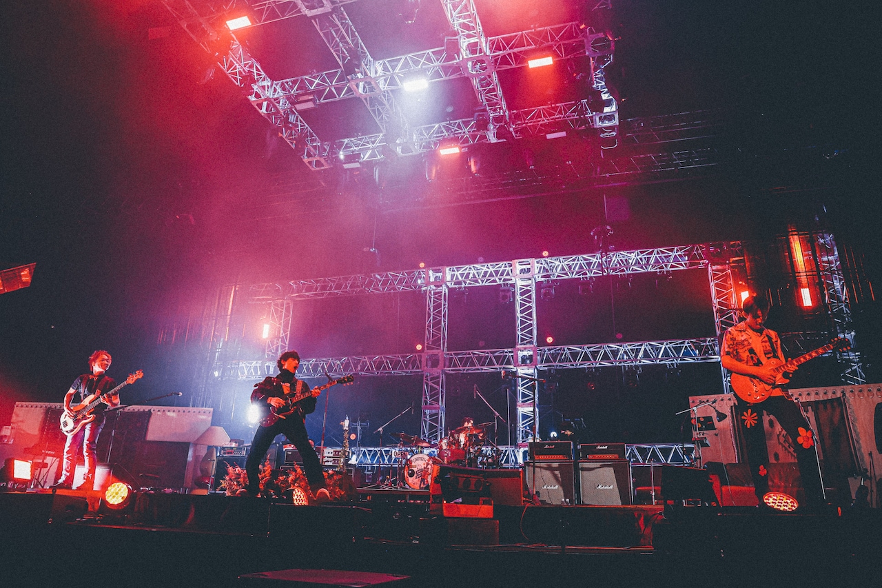 go!go!vanillas、 “My Favorite Things”提示した満員の日本武道館