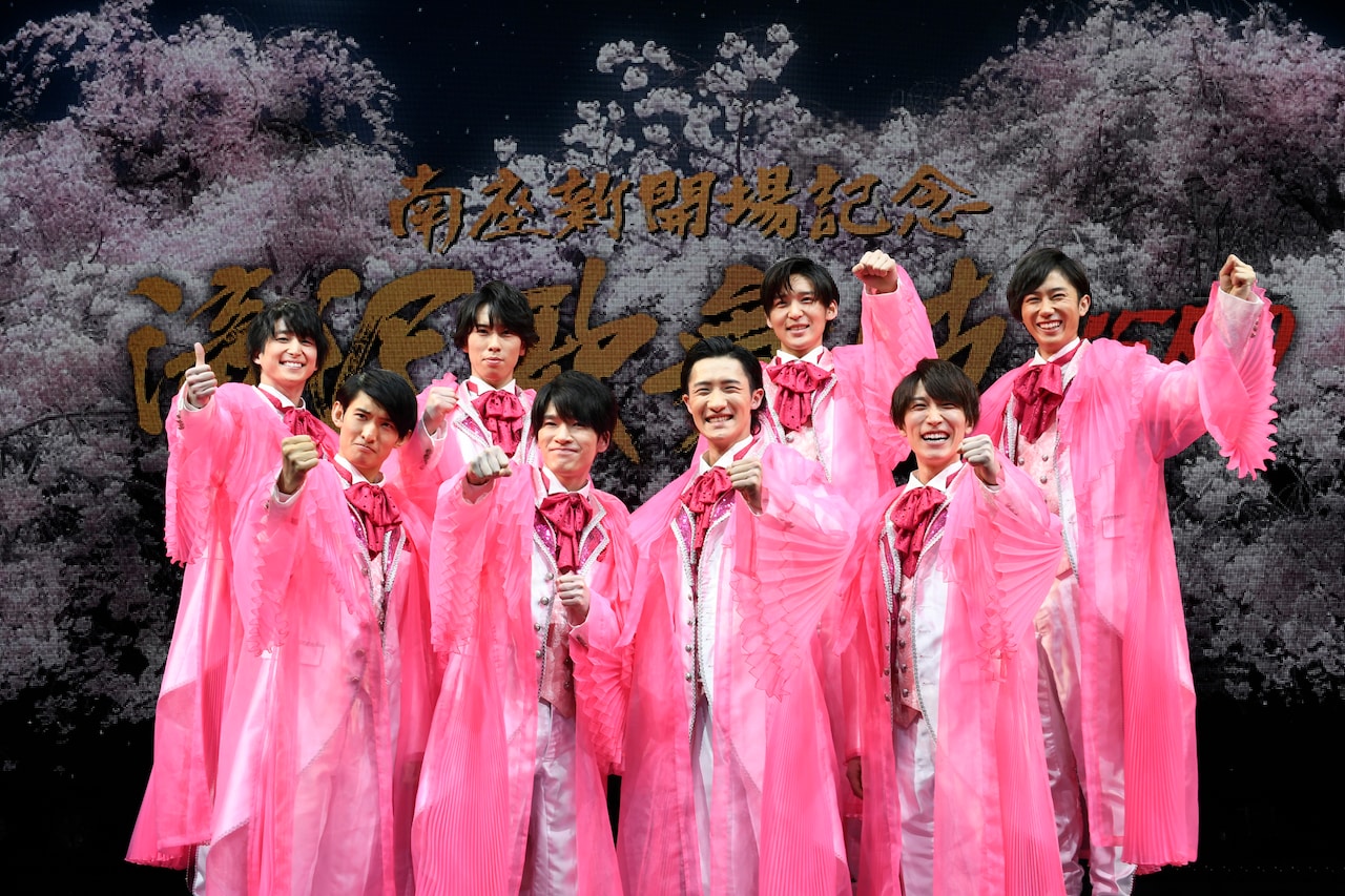 お丸”登場なるか、Snow Man出演「滝沢歌舞伎ZERO」京都で開幕