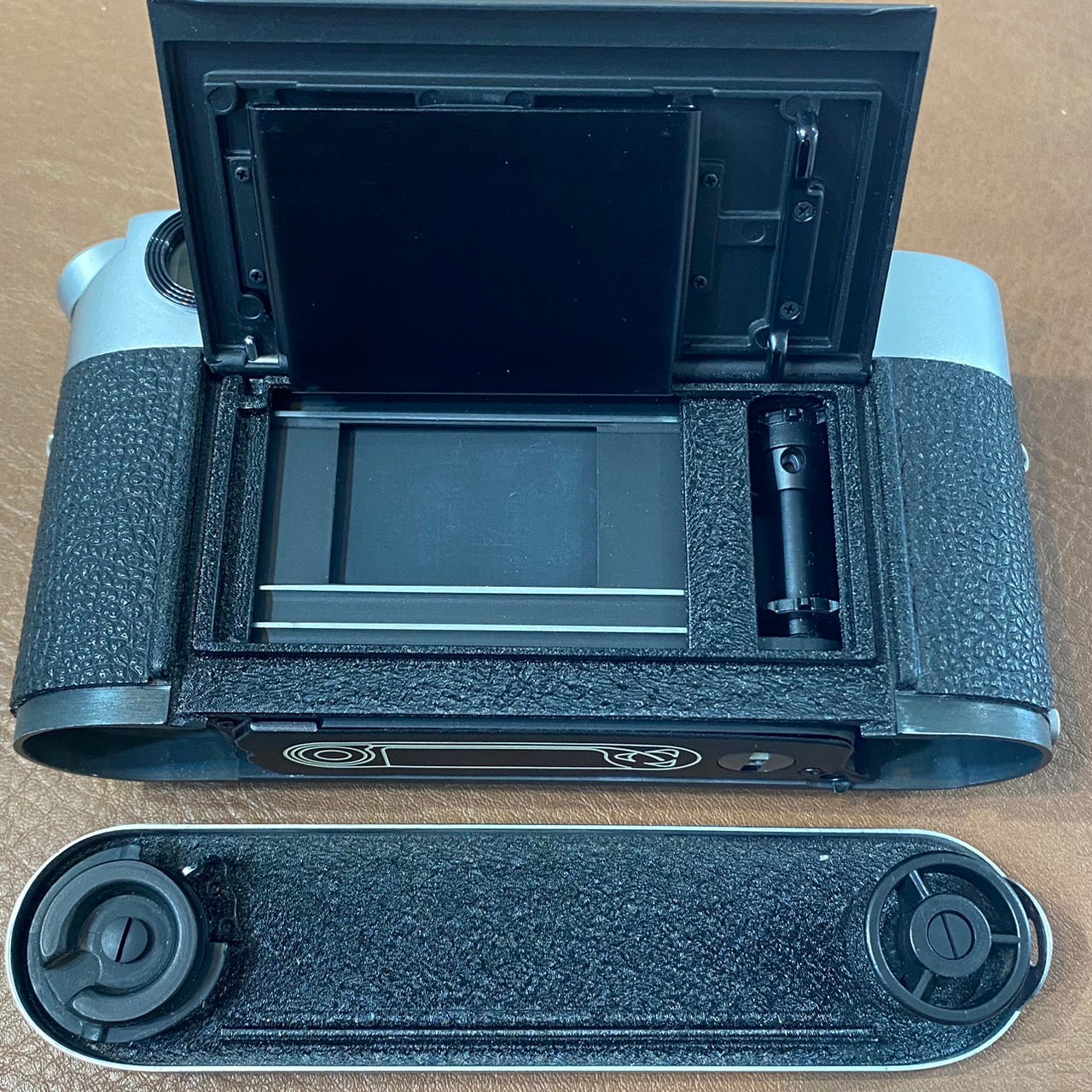 LEICA M4-P 1913-1983 70周年記念モデル A385 OH済み – まるかめら