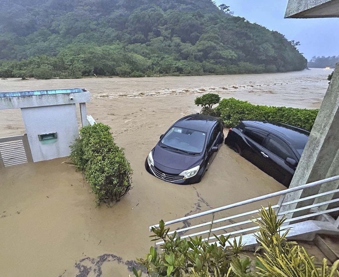 短時間大雨情報」18回 沖縄北部、浸水や土砂崩れ相次ぐ 東村で48時間に