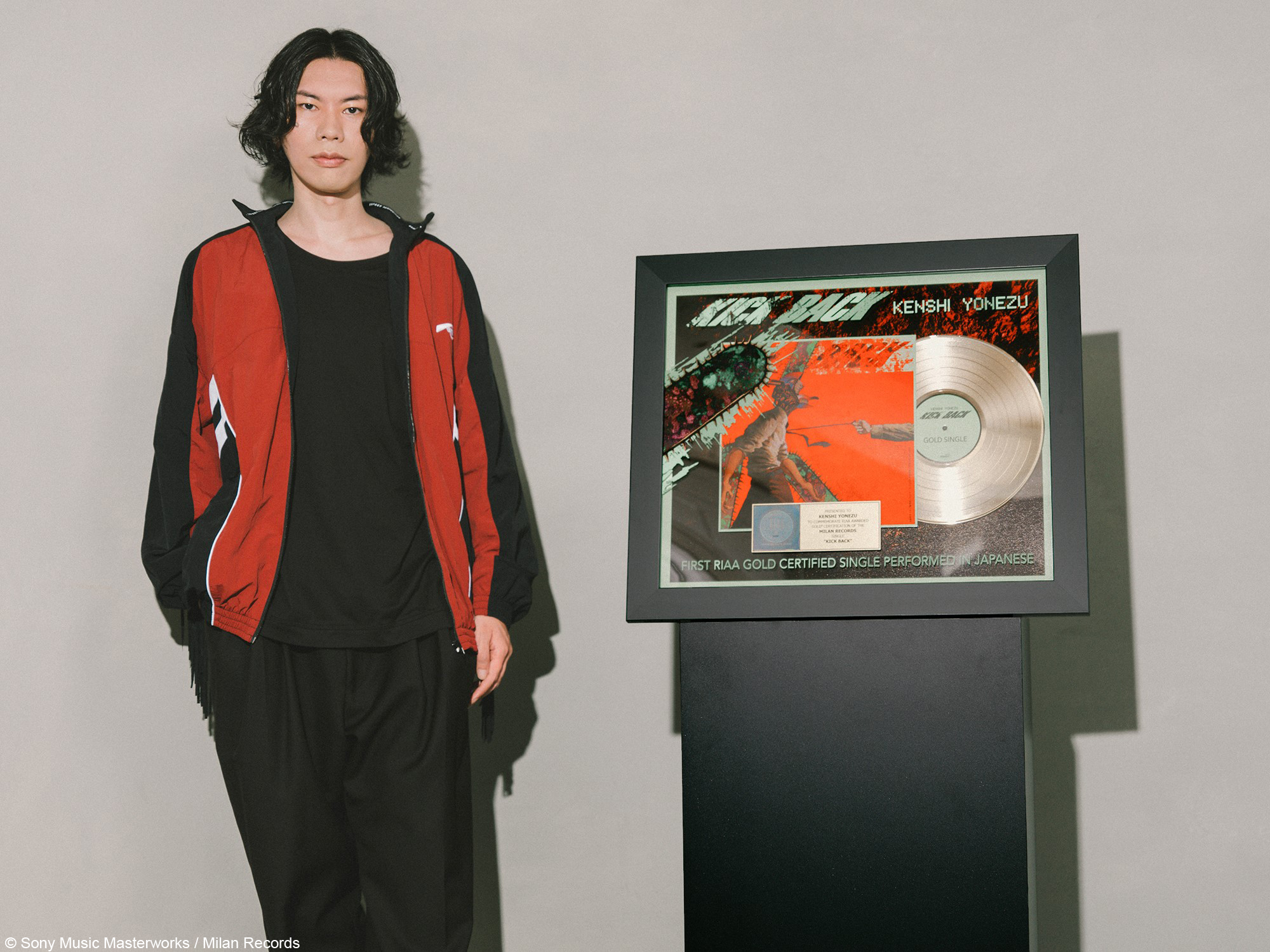 J-POPスーパースター、米津玄師の世界的ヒット曲『KICK BACK』がRIAA