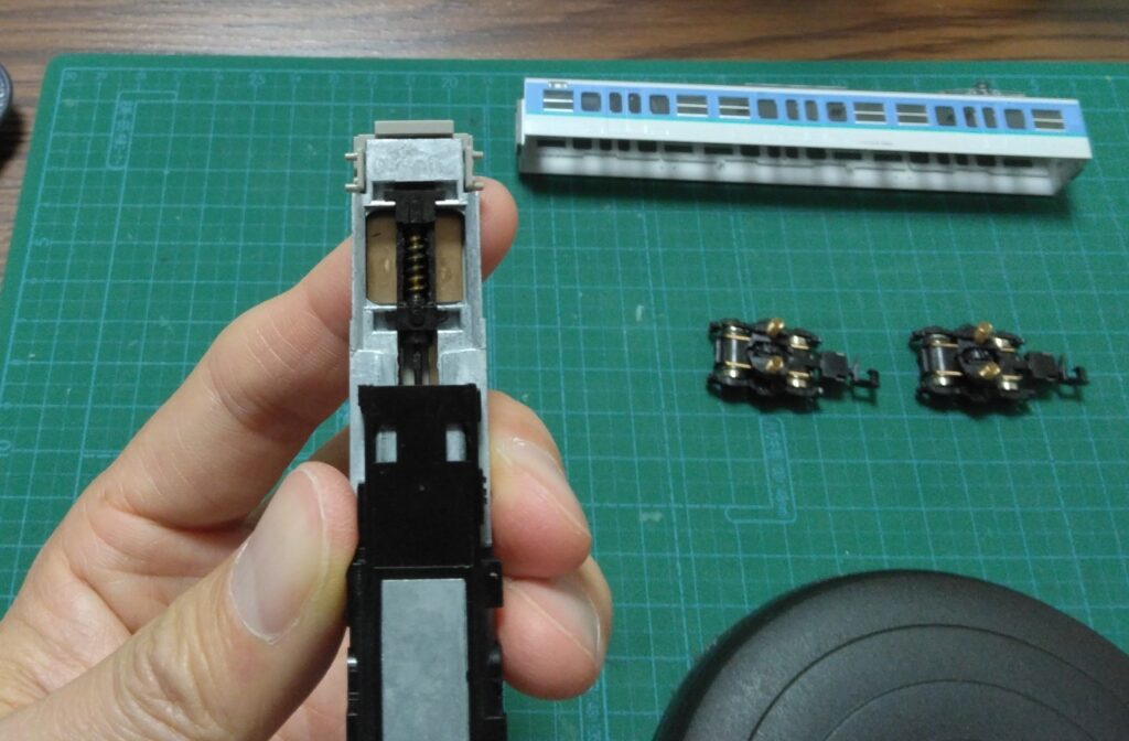 TOMIX(92709) 115系1000番台（長野色）の入線と不動車両の分解