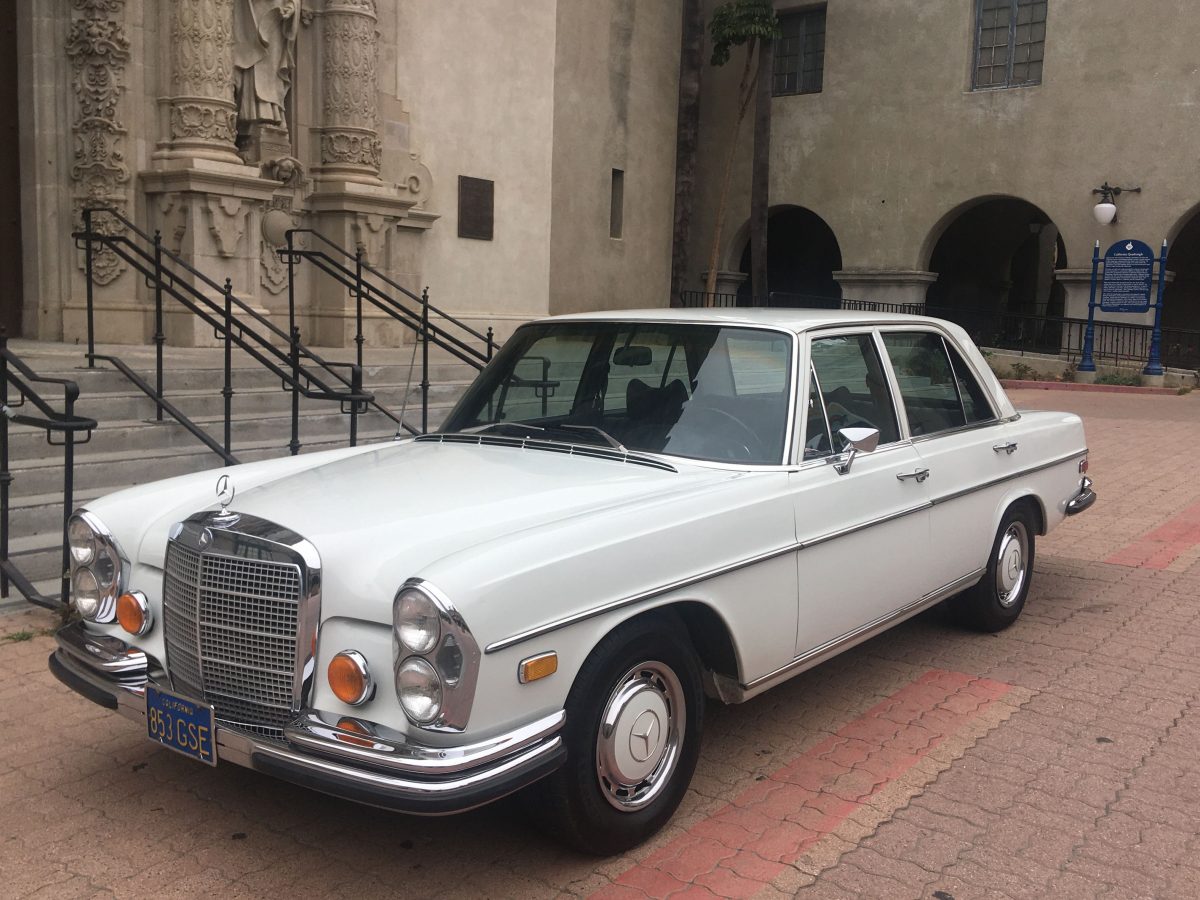 1973 Mercedes 280SE 4.5 V/8 - Old Town Classics
