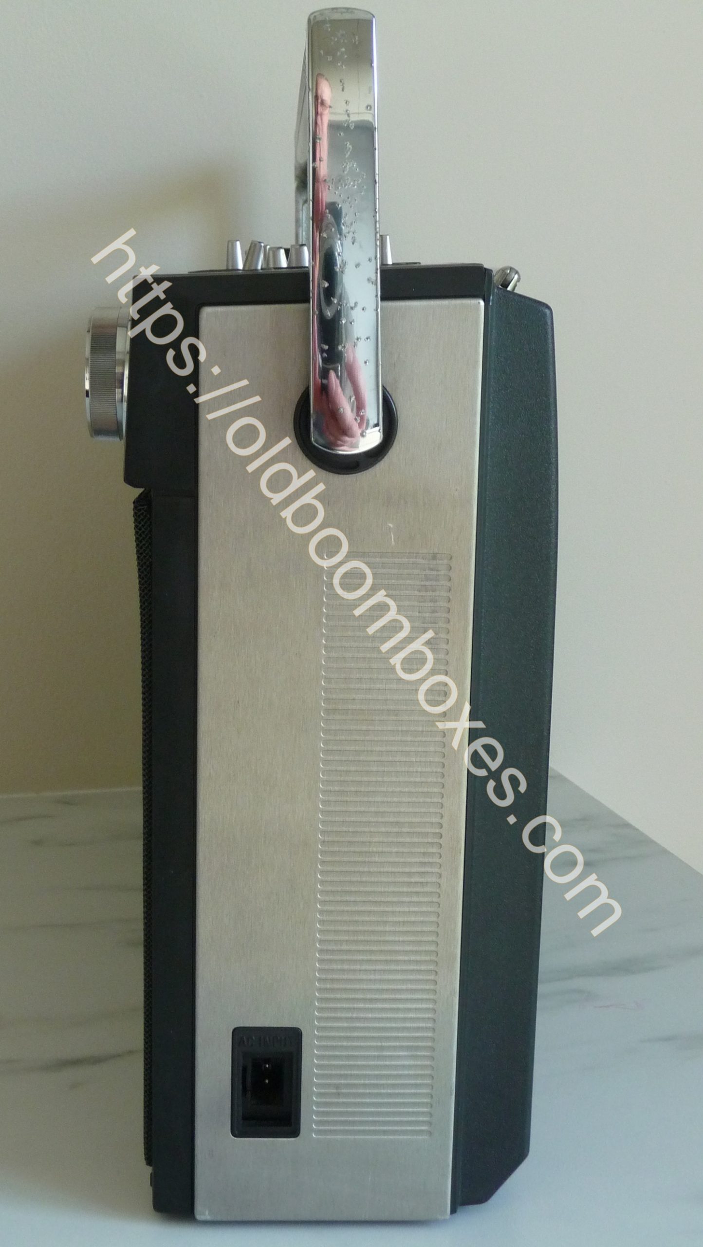 SONY CF-1990 FM/SW/MW Radio Cassette Corder - Old Boomboxes