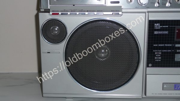 AIWA CS-J77 Stereo Radio Cassette Recorder - Old Boomboxes