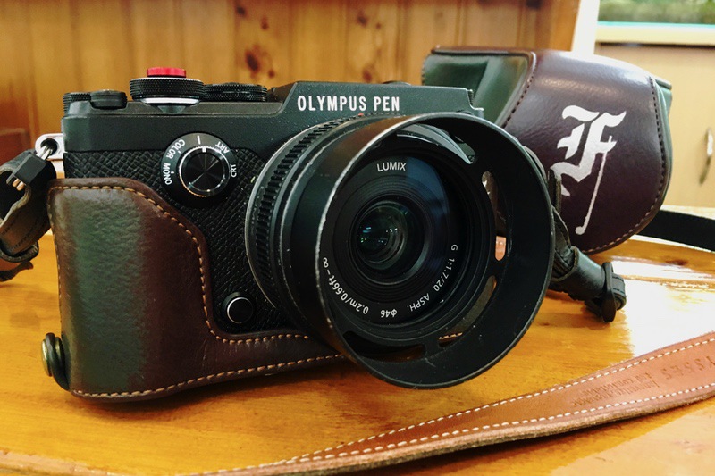 PEN-Fと花文字 – 偲フ花