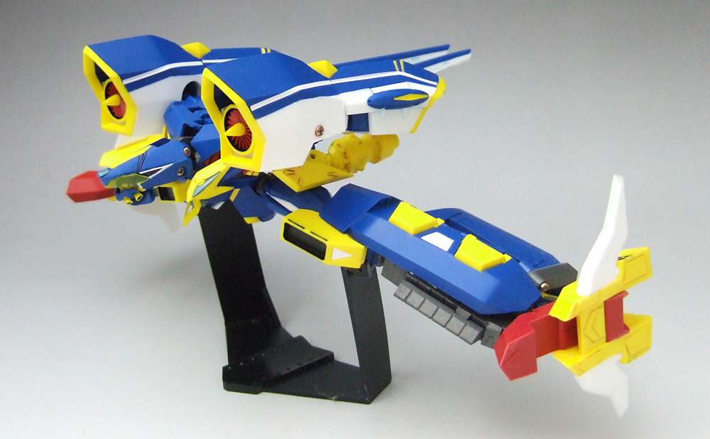 完全変形グルンガスト スタジオハーフアイ