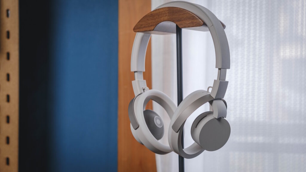 耳を塞がないヘッドホン「nwm ONE」は普段使いに最適かもしれない