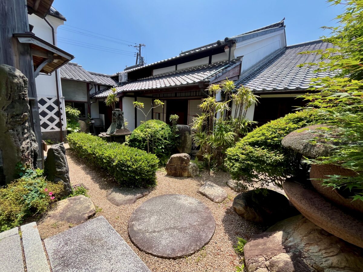 旧山村家住宅（浜崎町並み交流館） ― 国重要伝統的建造物群保存地区
