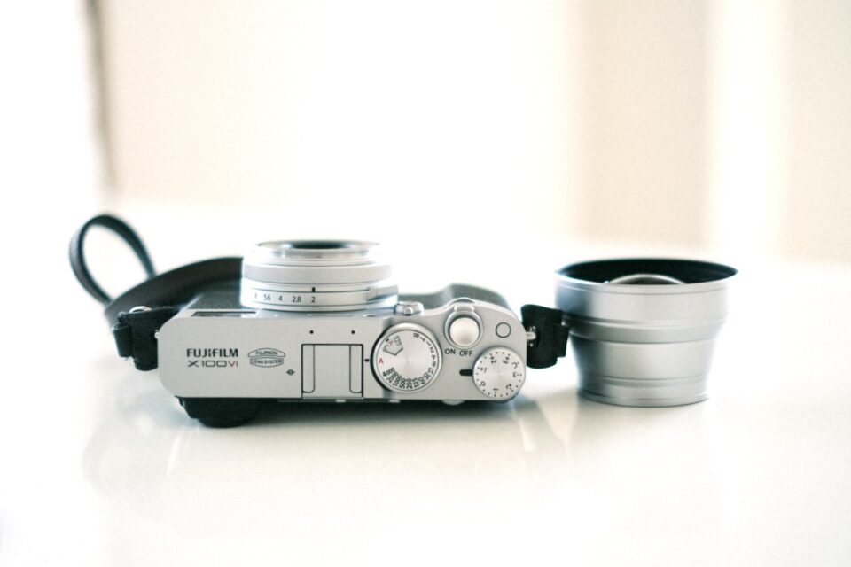 FUJIFILM X100VI用にテレコンバージョンレンズTCL-X100II（換算50mm