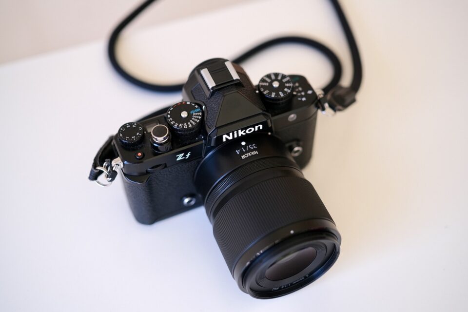 ニコンの単焦点レンズNIKKOR Z 35mm f/1.4を買いました！（レビュー