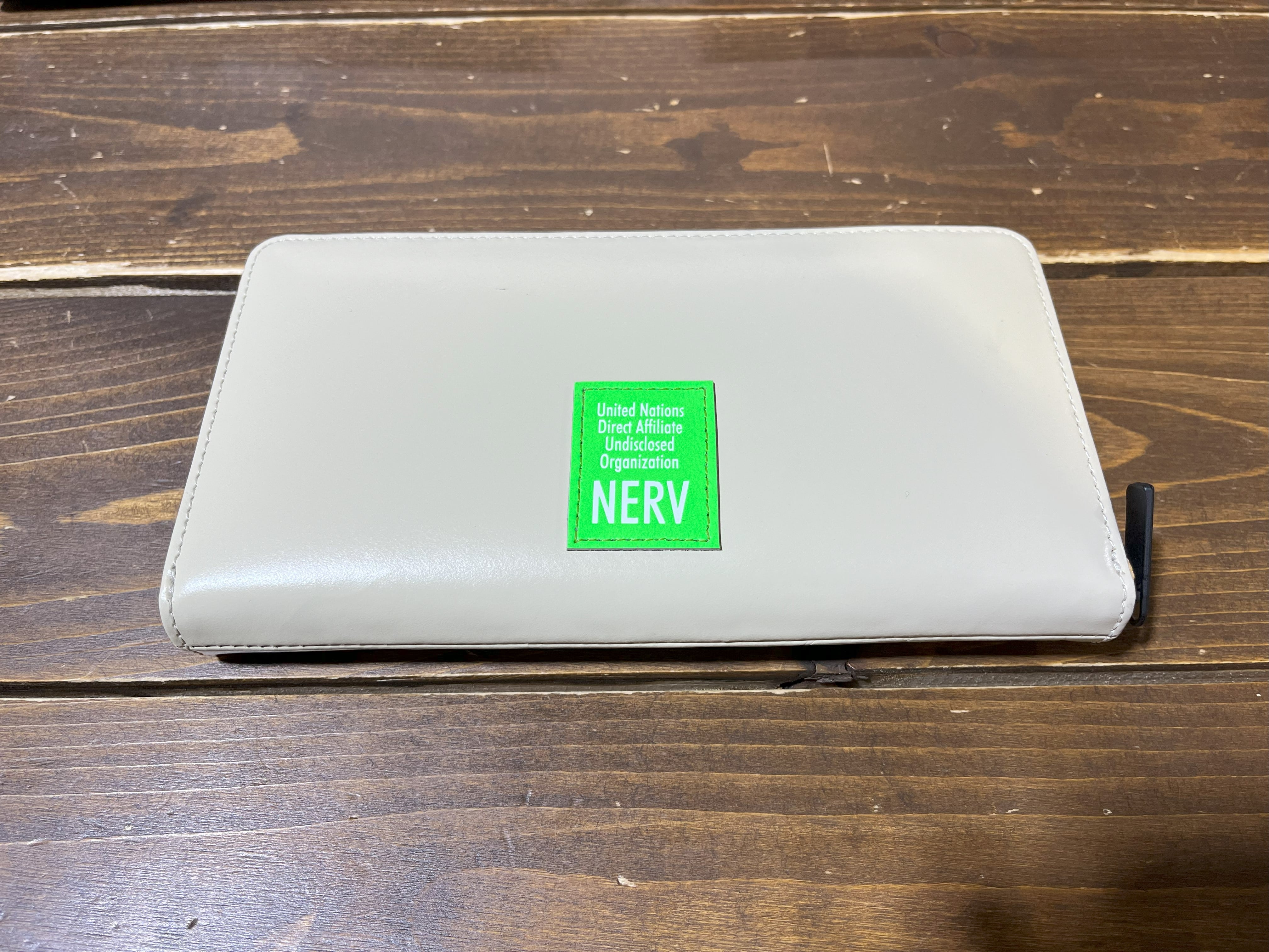 EVANGELION(エヴァンゲリオン)ロングウォレット！ この質感は、まるで