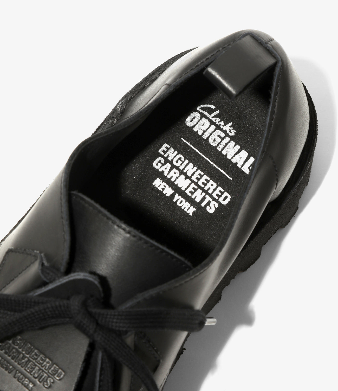 ENGINEERED GARMENTS〉x〈CLARKS Originals〉 Desert Khan – NEPENTHES