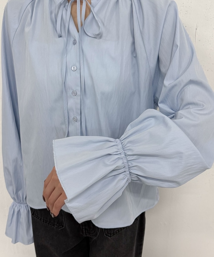 フリルカラーブラウス(M OFF WHITE): トップス｜PMbox P&M OFFICIAL