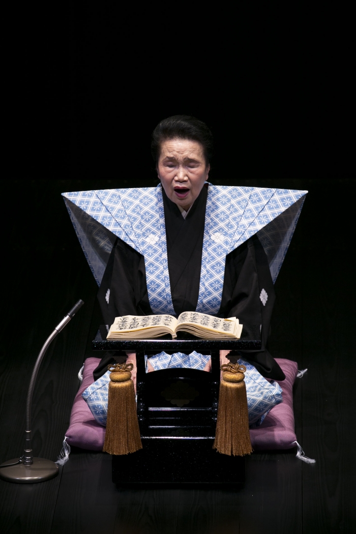 2人の人間国宝の競演——女流義太夫・竹本駒之助と文楽・吉田和生が