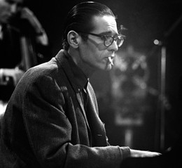 ビル・エヴァンスBill Evansの好評発掘盤「SOME OTHER TIME」: 灰と