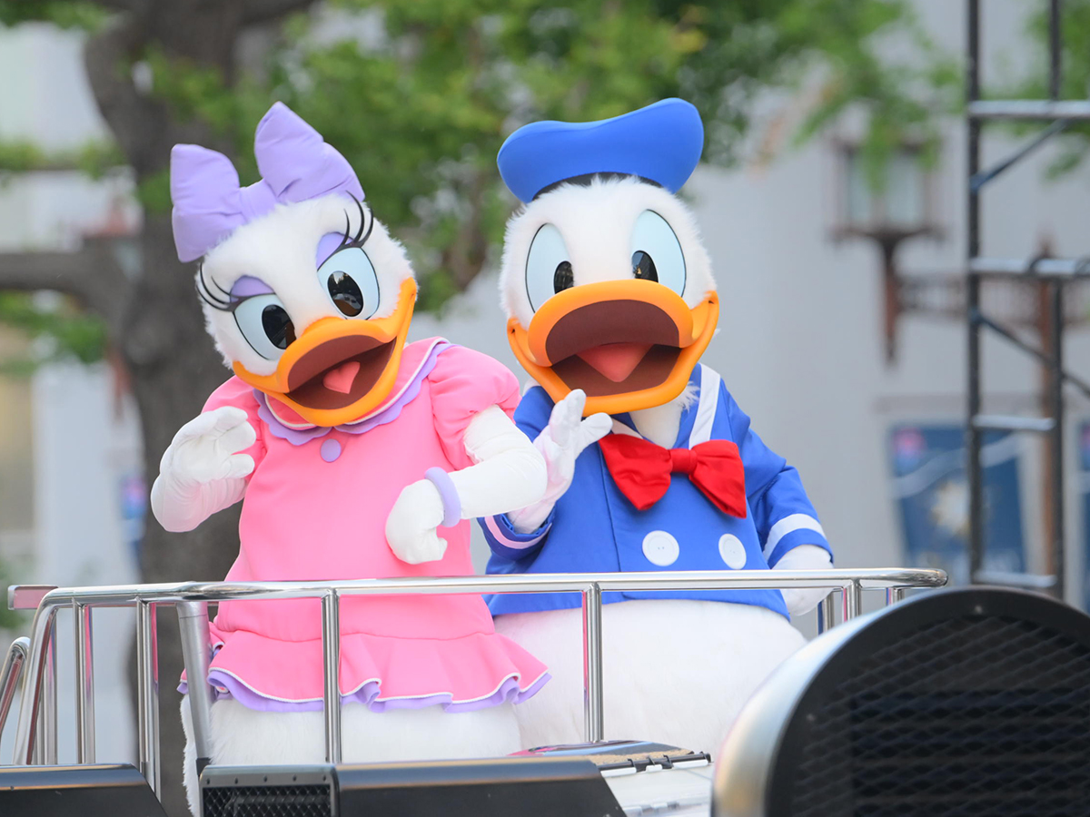 ドナルドダック、デイジーダック – OSAKA STYLE