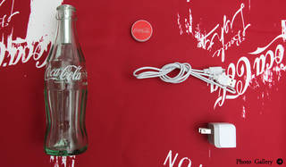 Coca-Cola｜“コンツアーボトル”を再利用した「コカ・コーラ ボトル