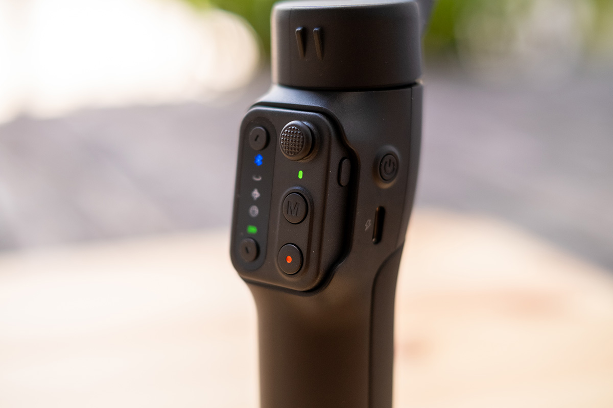 Hohem iSteady V3 レビュー：AIトラッキング対応の多機能