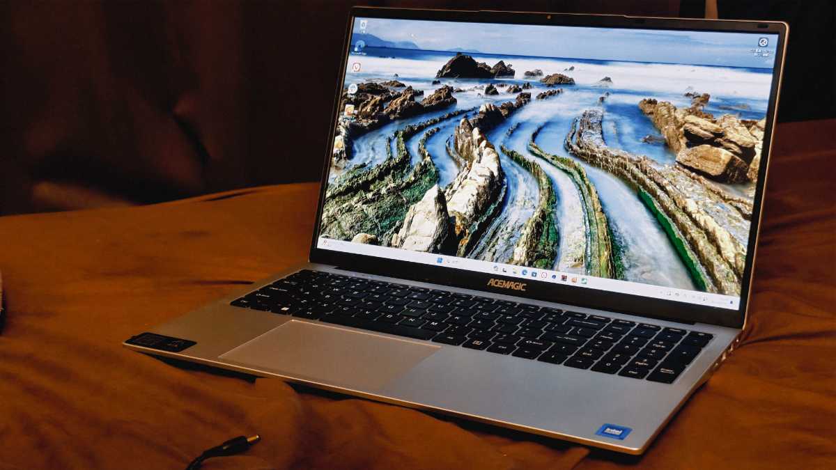 ACEMAGIC AX17 レビュー：17.3インチ/N97 約4.5万円の家庭用ノートPC