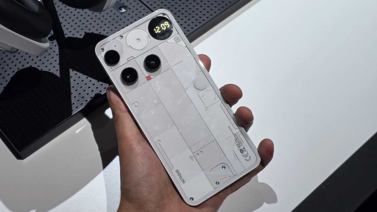 Nothing Phone (3)とHeadphone (1)が発表 – より進化したGlyph、唯一無